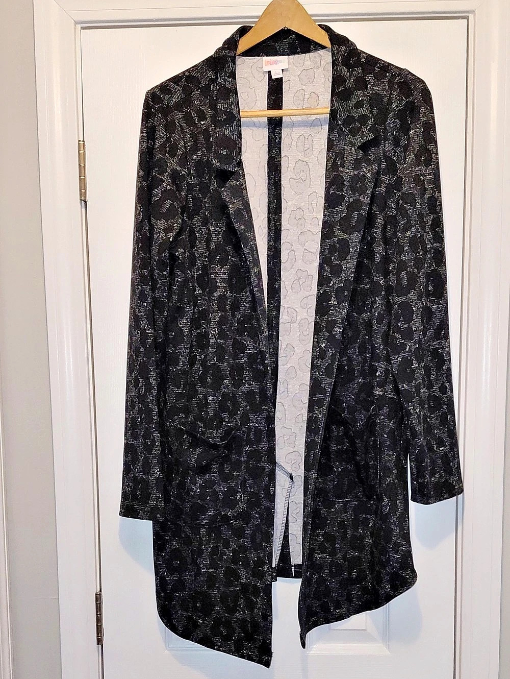 LuLaRoe Gwen Blazer Women's Black & Gray Animal Print